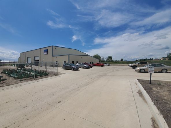 ± 15,000 SF shop, office & ± 7 acre yard | Former Weir Oil & Gas Facility: 14082 49th Rd NW, Williston, ND 58801